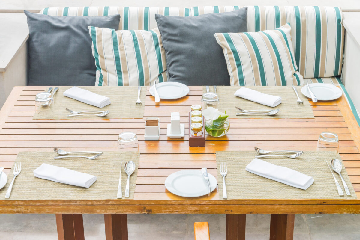 Table setting for dinner
